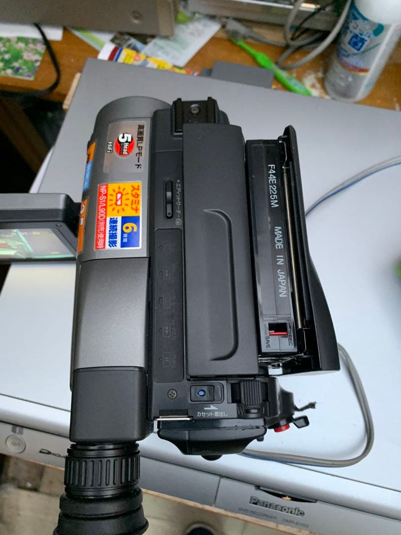 ☆SONYの液晶8ミリビデオカメラ・CCD-TRV20