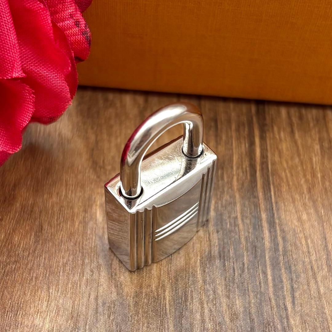 ⛄極美品⛄エルメス カデナ パドロック南京錠 鍵 no.107 シルバー#584