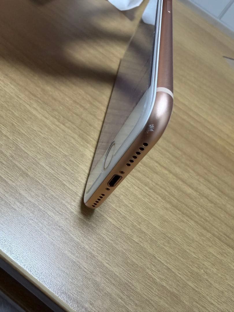 スマートフォン本体 iPhone8 64GB