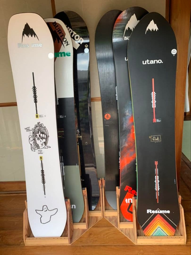 スノーボードディスプレイスタンド　３本用カラーウィールナット左側用　ハンドメイド